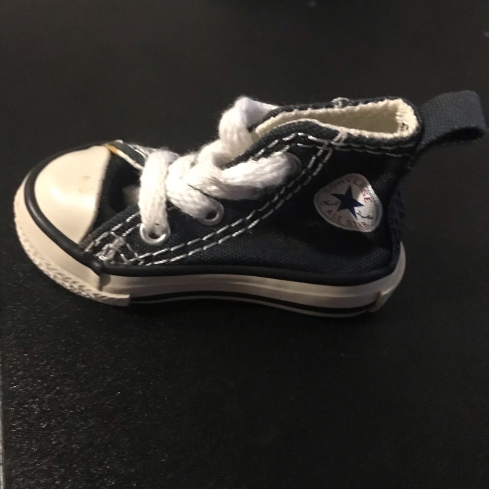 Converse keychain
